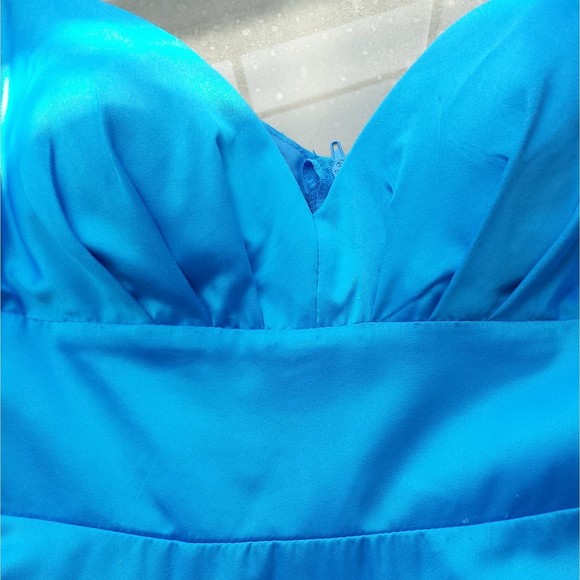 B. Darlin Juniors Sweetheart Mini Fit & Flare Dress Ocean Blue Satin size 11/12 - Picture 5 of 8